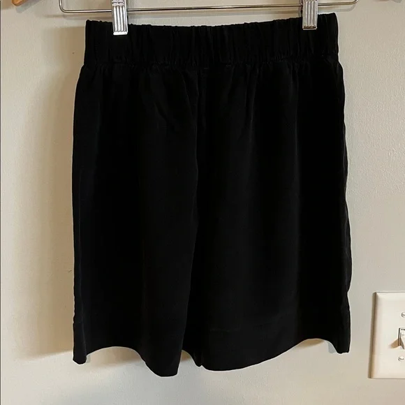 Elizabeth Suzann Black Silk Florence Shorts - Picture 5 of 8